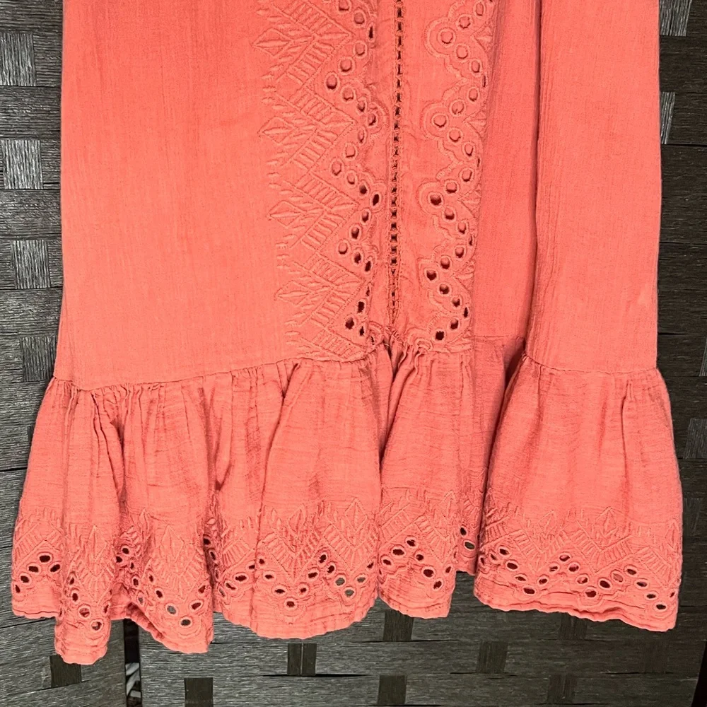 House of Harlow Elegant Coral Eyelet Dress - Picture 4 of 8